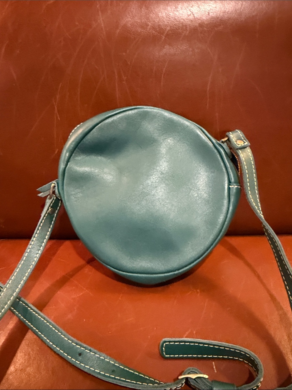 Portland Leather Teal Large Circle Round Crossbody Purse - Picture 4 of 5